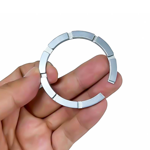 Imanes de neodimio en cargador inalámbrico